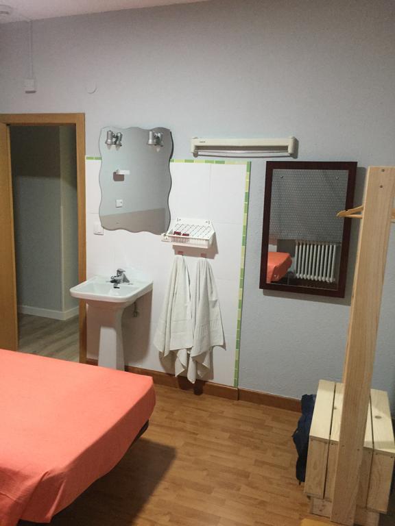 Hostal Rosales Aranda de Duero Dış mekan fotoğraf