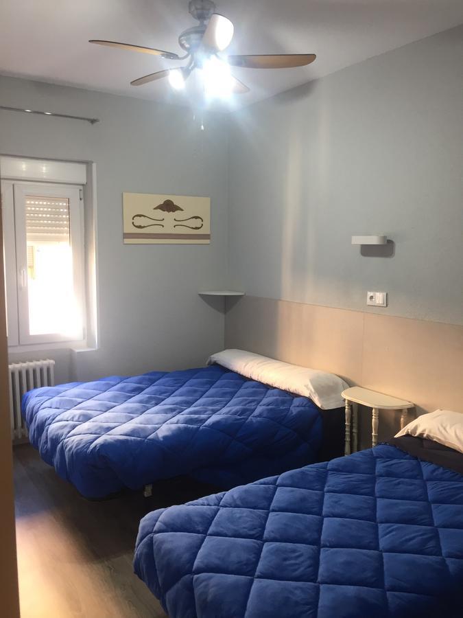 Hostal Rosales Aranda de Duero Dış mekan fotoğraf